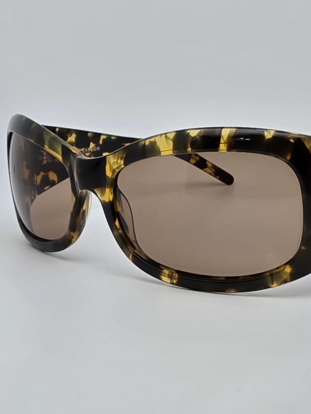 Ann Taylor 139721-7133 Yellow Tortoise Frame Light Brown Lens Cat Eye Sunglasses